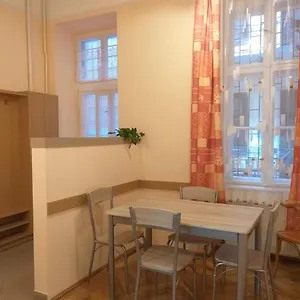  Апартаменты Tempo Courtyard
