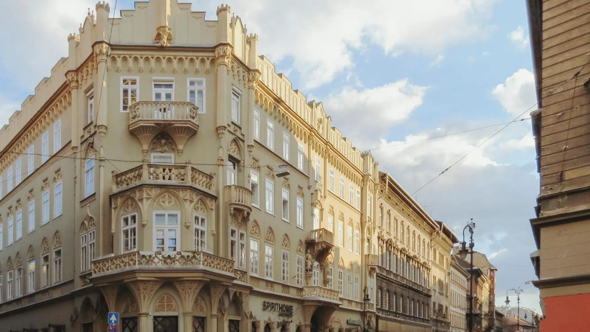 Designed Apartment In Hear Of Budapest